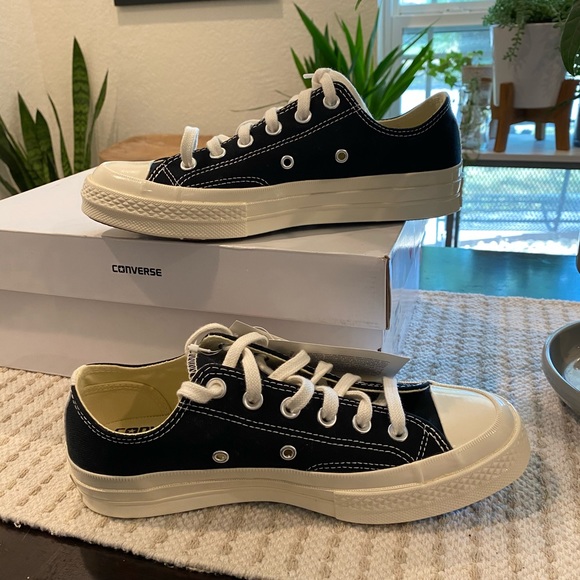 Comme Des Garçons X Converse PLAY Low Sneakers - Picture 3 of 7